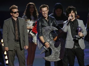 Green Day Wins Best Rock Video at the MTV Video Awards. Green Day Wins Best Rock Video at the MTV Video Awards.